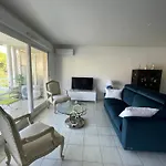 De Galles Apartment *
